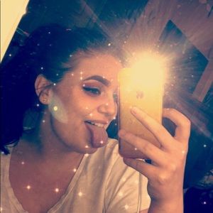 Meet your Posher, Skylar